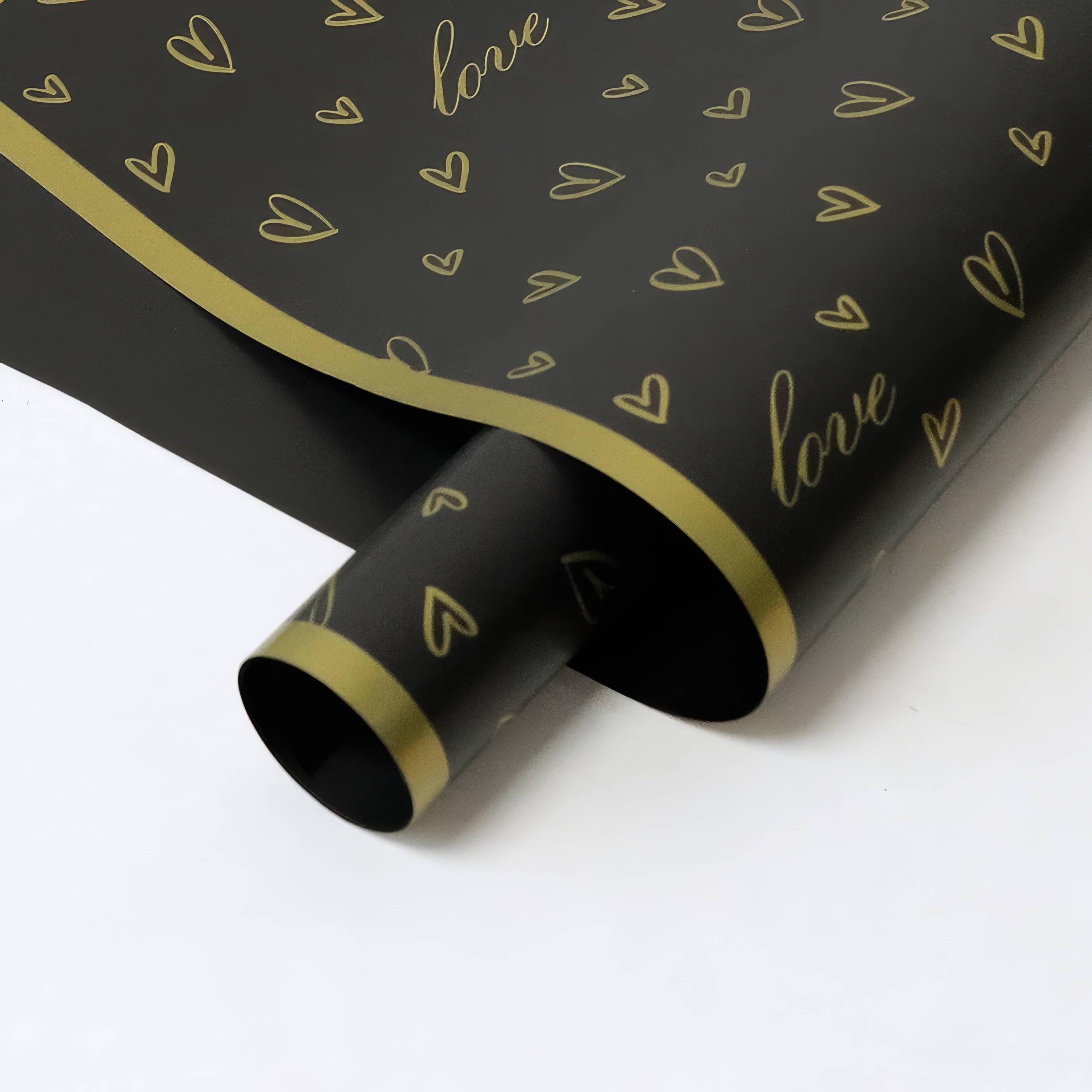 Gold Heartline Bouquet Wrap