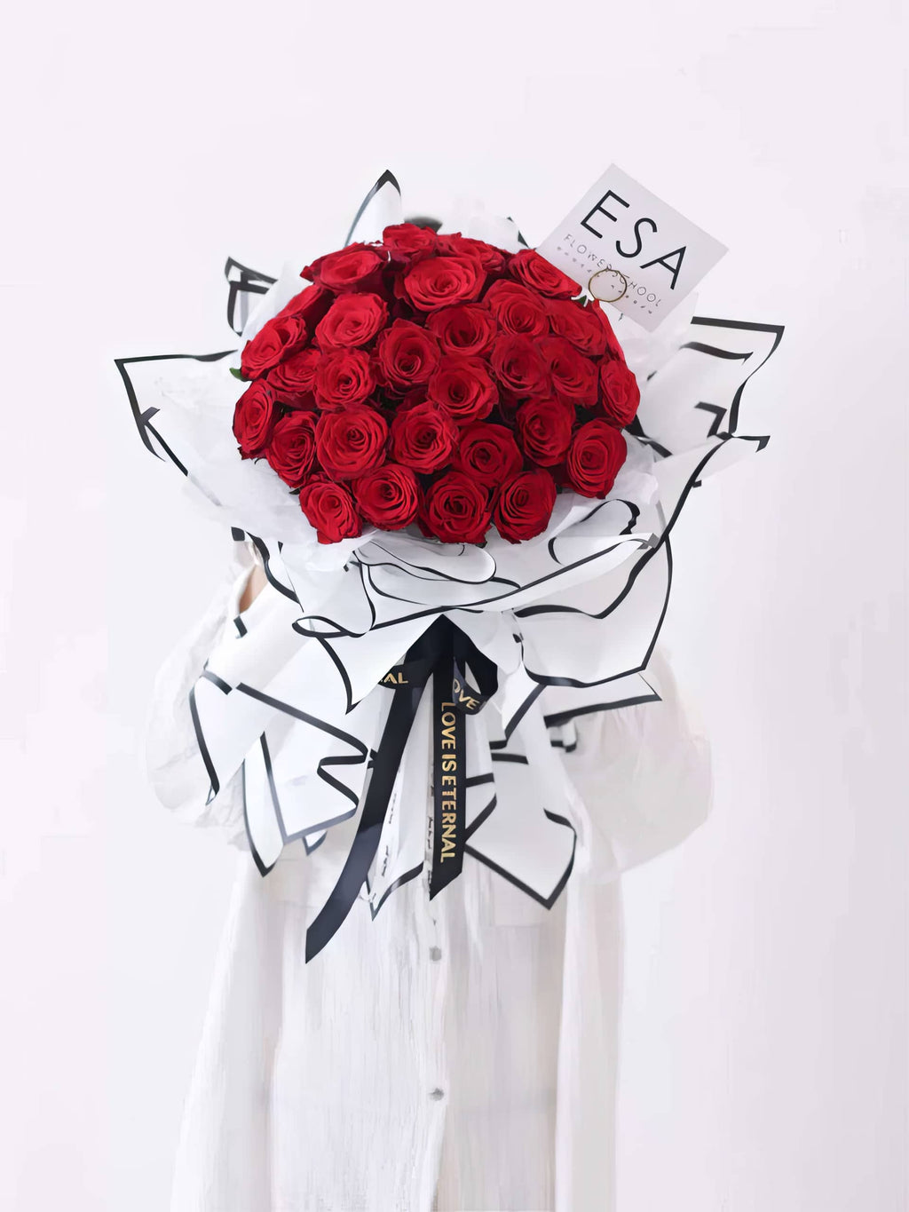 Signature Contrast Line Bouquet Wrap