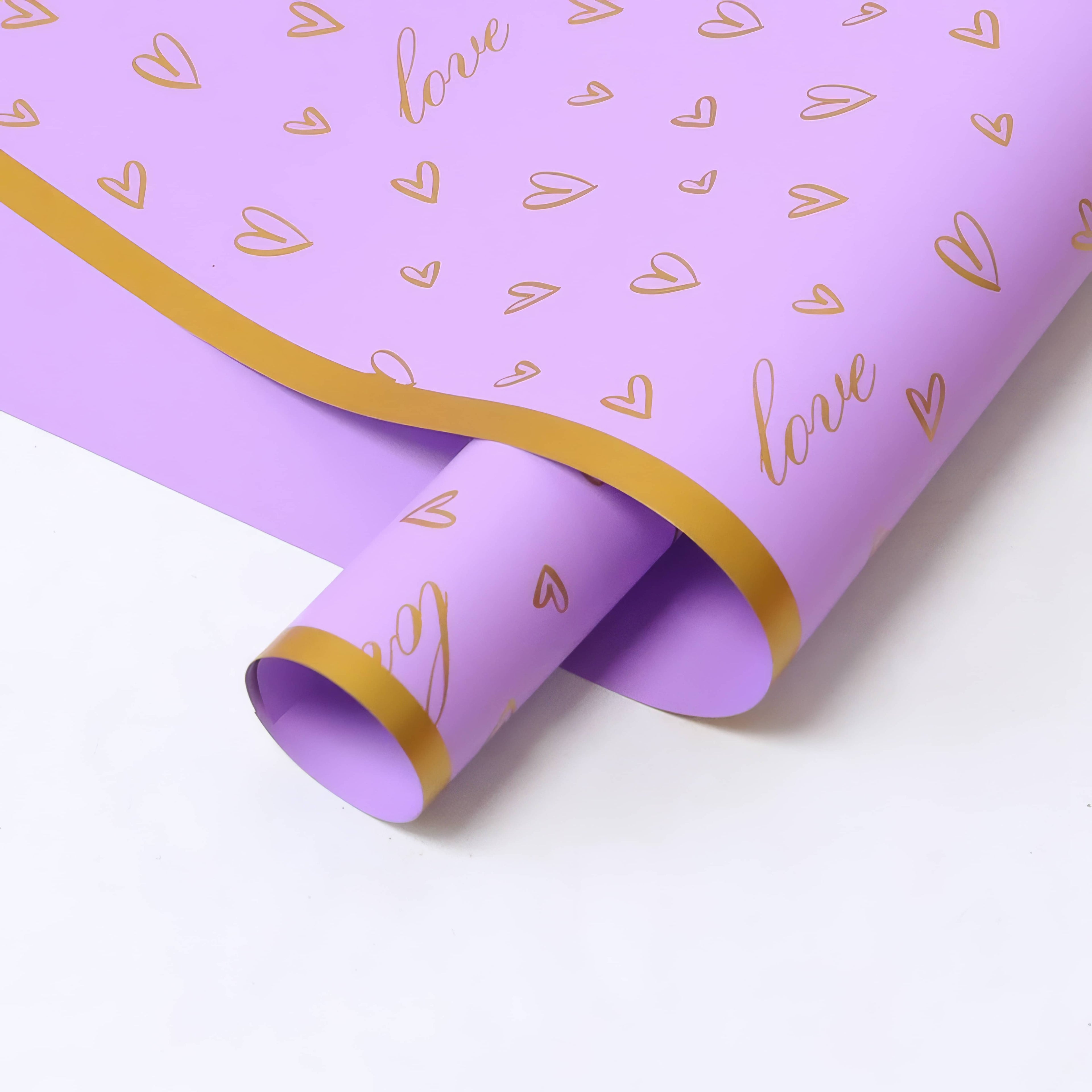 Gold Heartline Bouquet Wrap