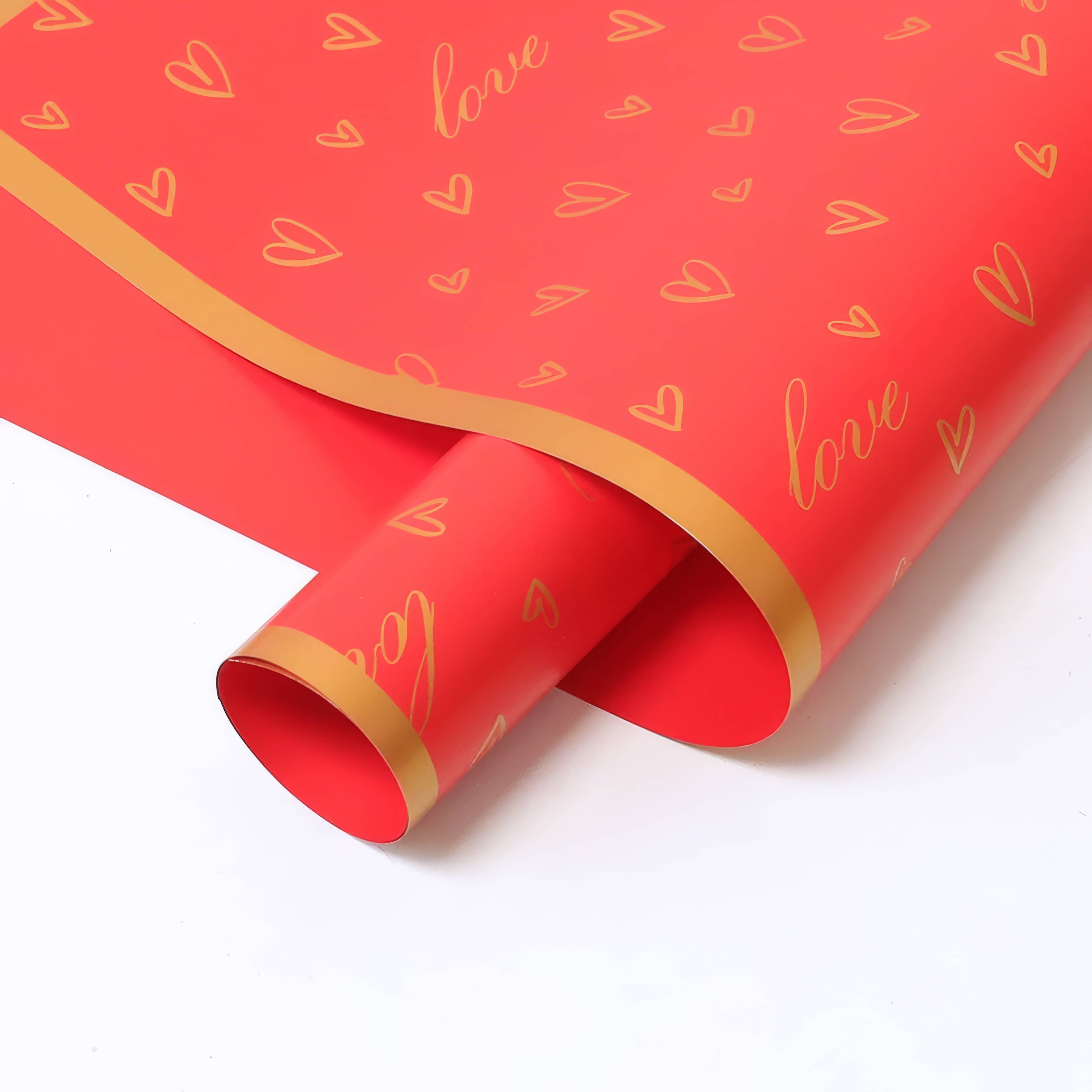 Gold Heartline Bouquet Wrap