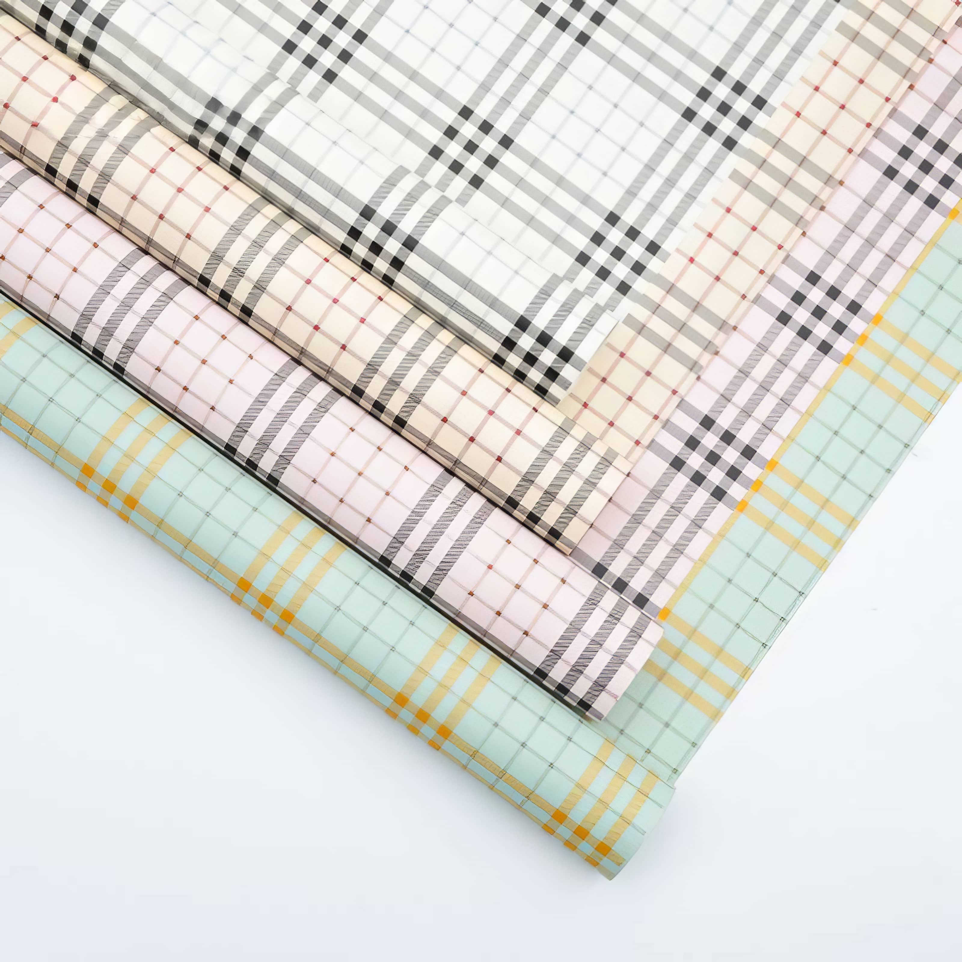 Cambridge Check Bouquet & Gift Wrap