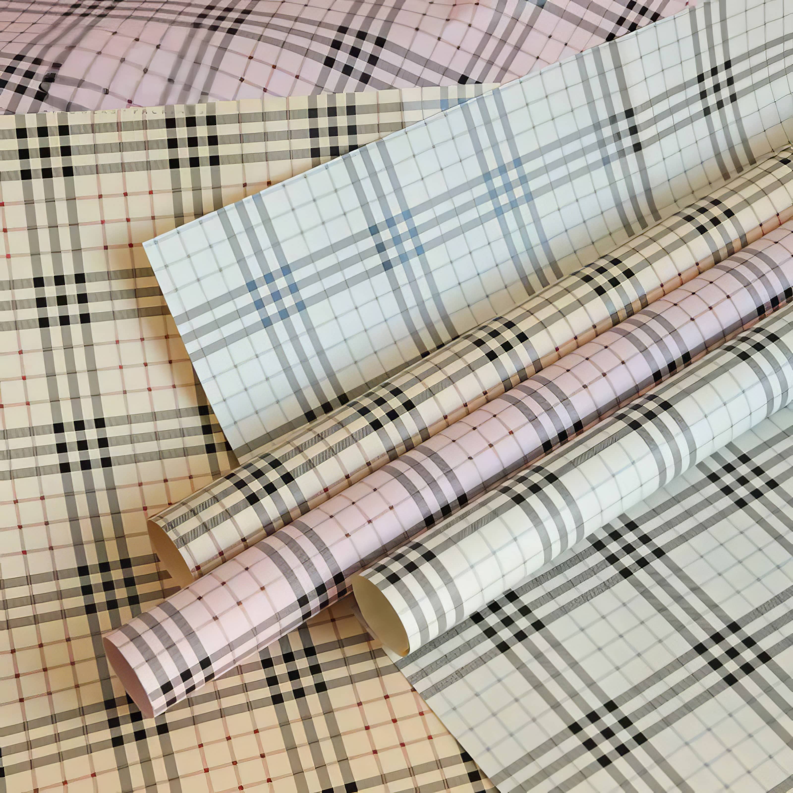 Cambridge Check Bouquet & Gift Wrap