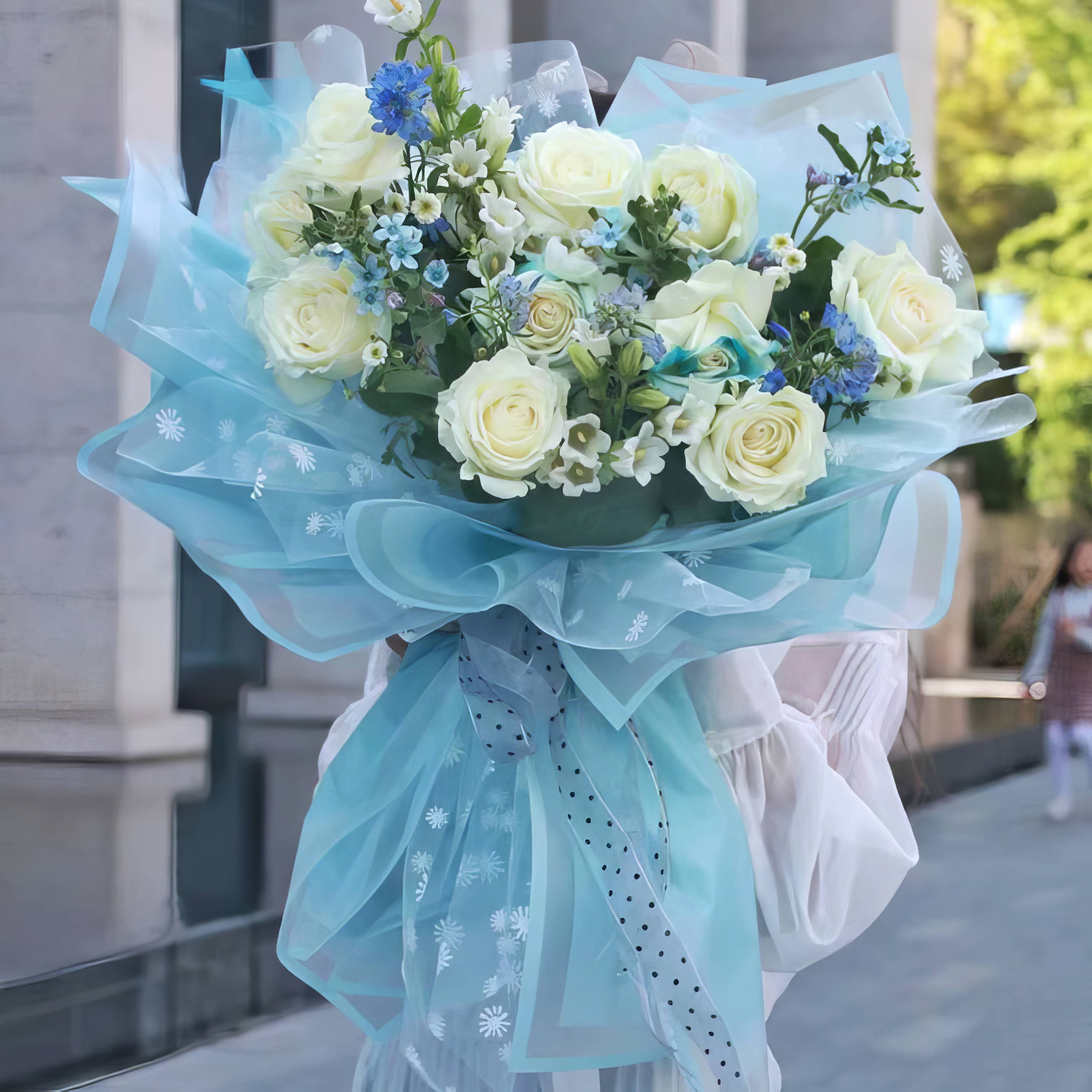 Pastel Crystal Fade Double-Edge Bouquet & Gift Wrap